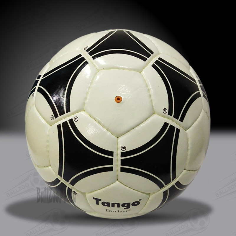 Nozzle Image of the Adidas Tango Durlast Soccer Ball 1978